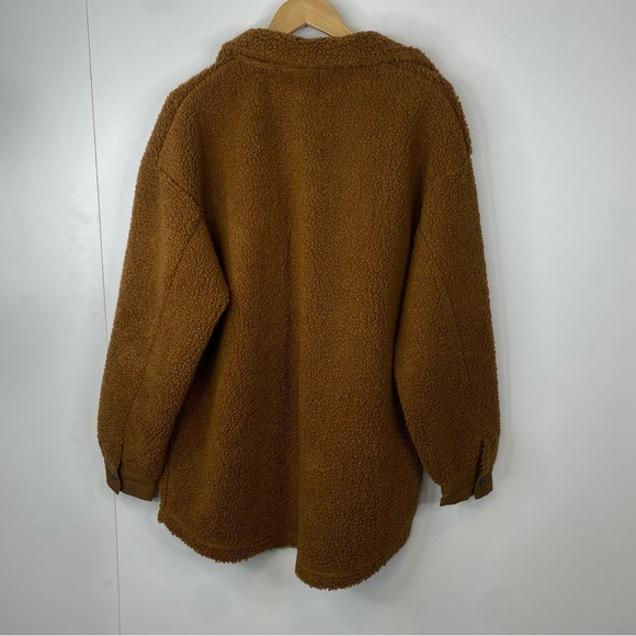 NWOT Ardene Large Teddy Jacket Oversized Coat Longsleeve Brown Fluffy Fuzzy Top - Picture 2 of 3